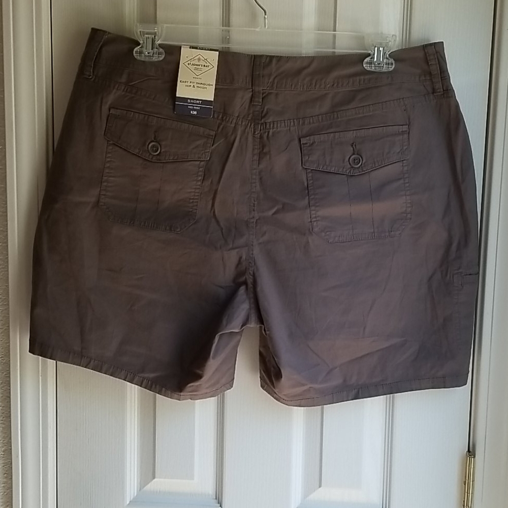 NWT ST JOHNS BAY TAUPE SHORTS - Picture 5 of 9